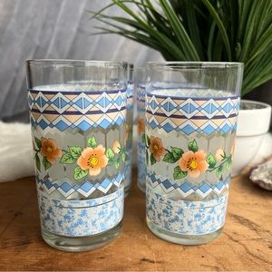 Vintage Set of 4 Floral Tumblers 8 OZ Drinking Glasses